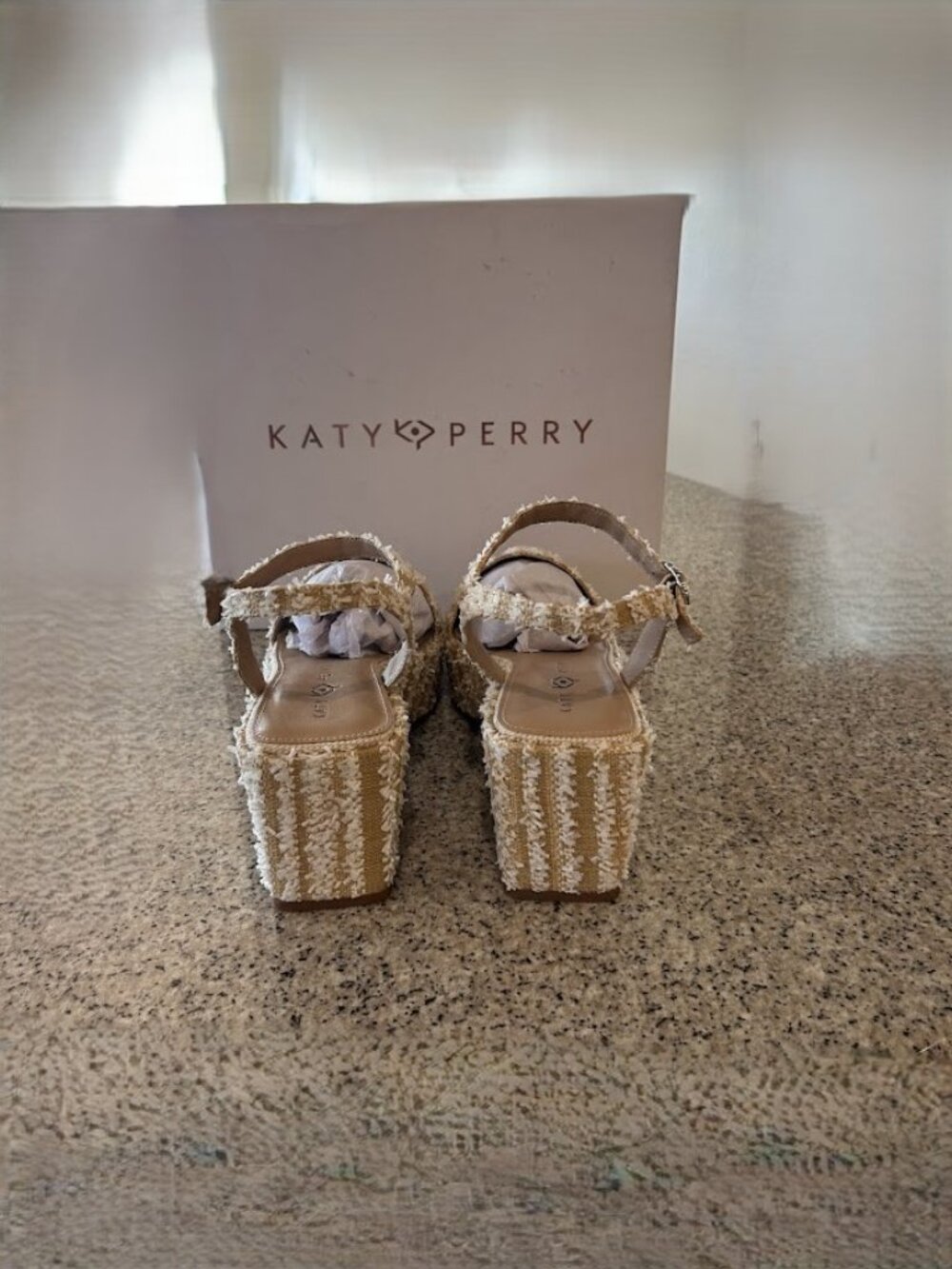 ✨ NIB Katy Perry The Geli Jelly Sandals - Women’s Size 10 ✨ - Picture 4 of 8